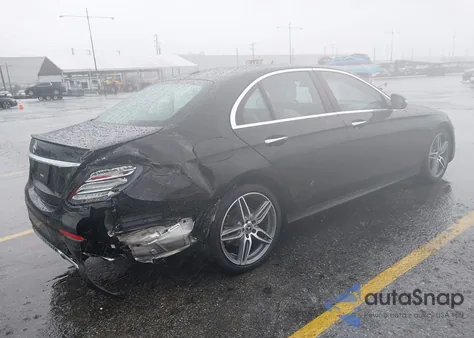 2018 Mercedes-Benz E 300 z USA, uszkodzony, nr VIN WDDZF4JB3JA395984